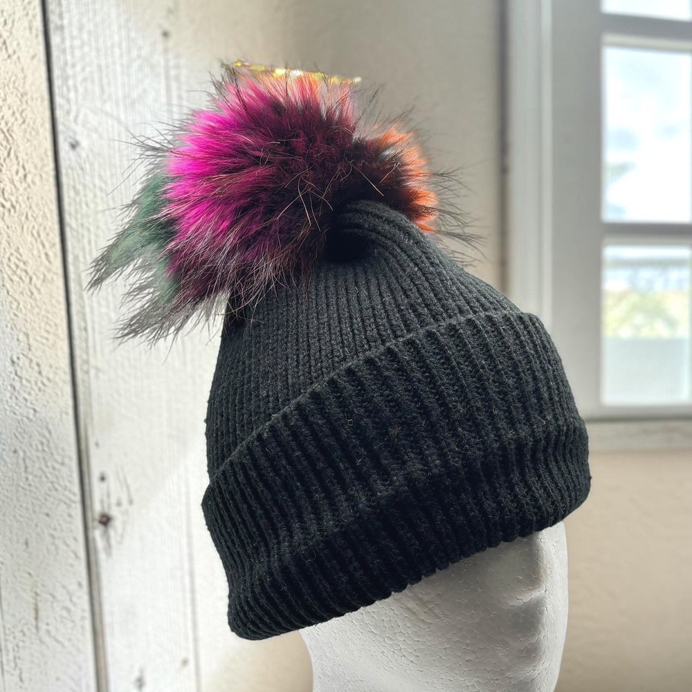 Racoon Fur Pom-Pom Beanie Jenny von Holtermann Black Acrylic Multicolor Eclectic